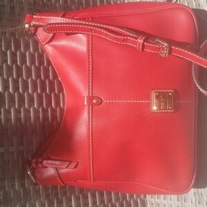 ❤Dooney & Bourke Red Crossbody Bag